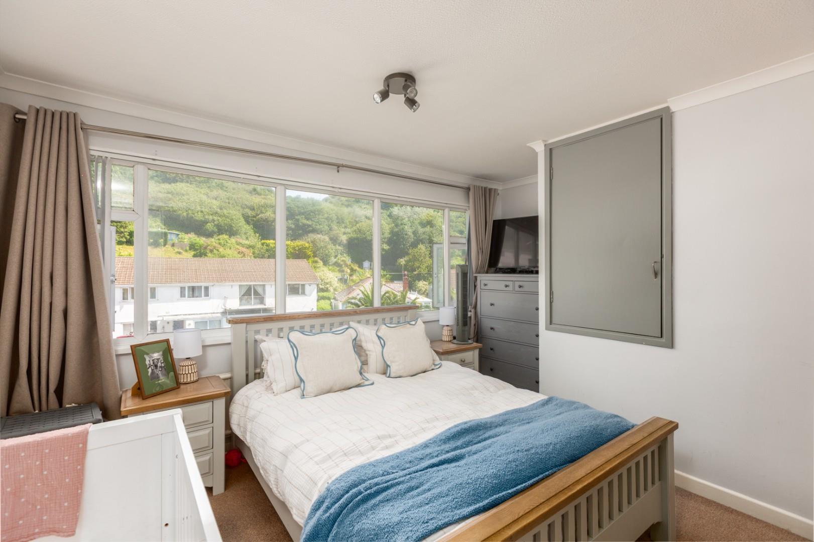 Plunch Lane, Mumbles, Swansea, SA3 4JE
